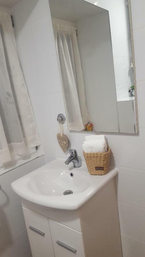 Double A Split Apartment Ngoại thất bức ảnh