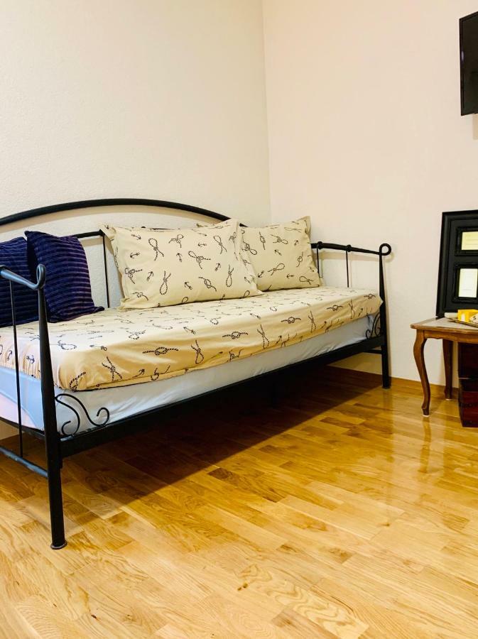 Double A Split Apartment Ngoại thất bức ảnh