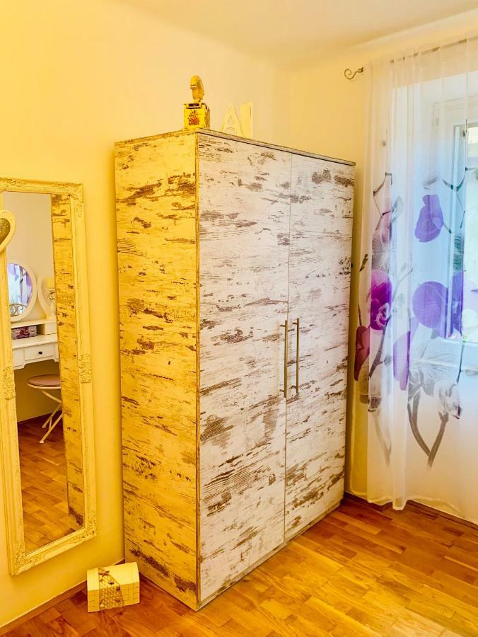 Double A Split Apartment Ngoại thất bức ảnh