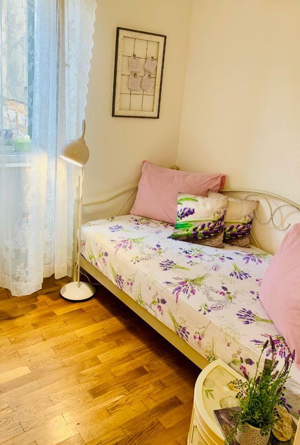 Double A Split Apartment Ngoại thất bức ảnh